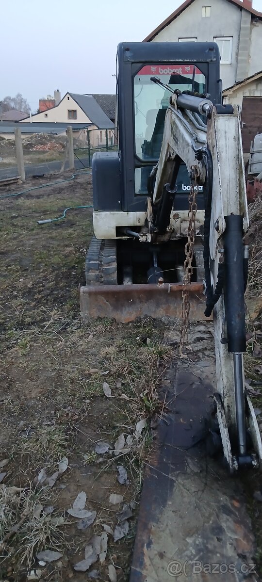 Minibar Bobcat 328 2,8t - 2