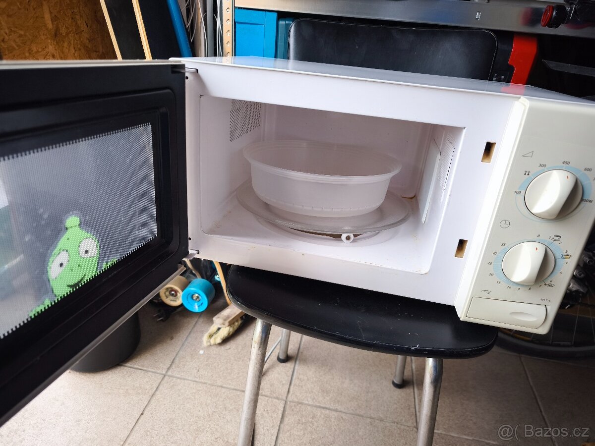 Mikrovlnná trouba Samsung - 2