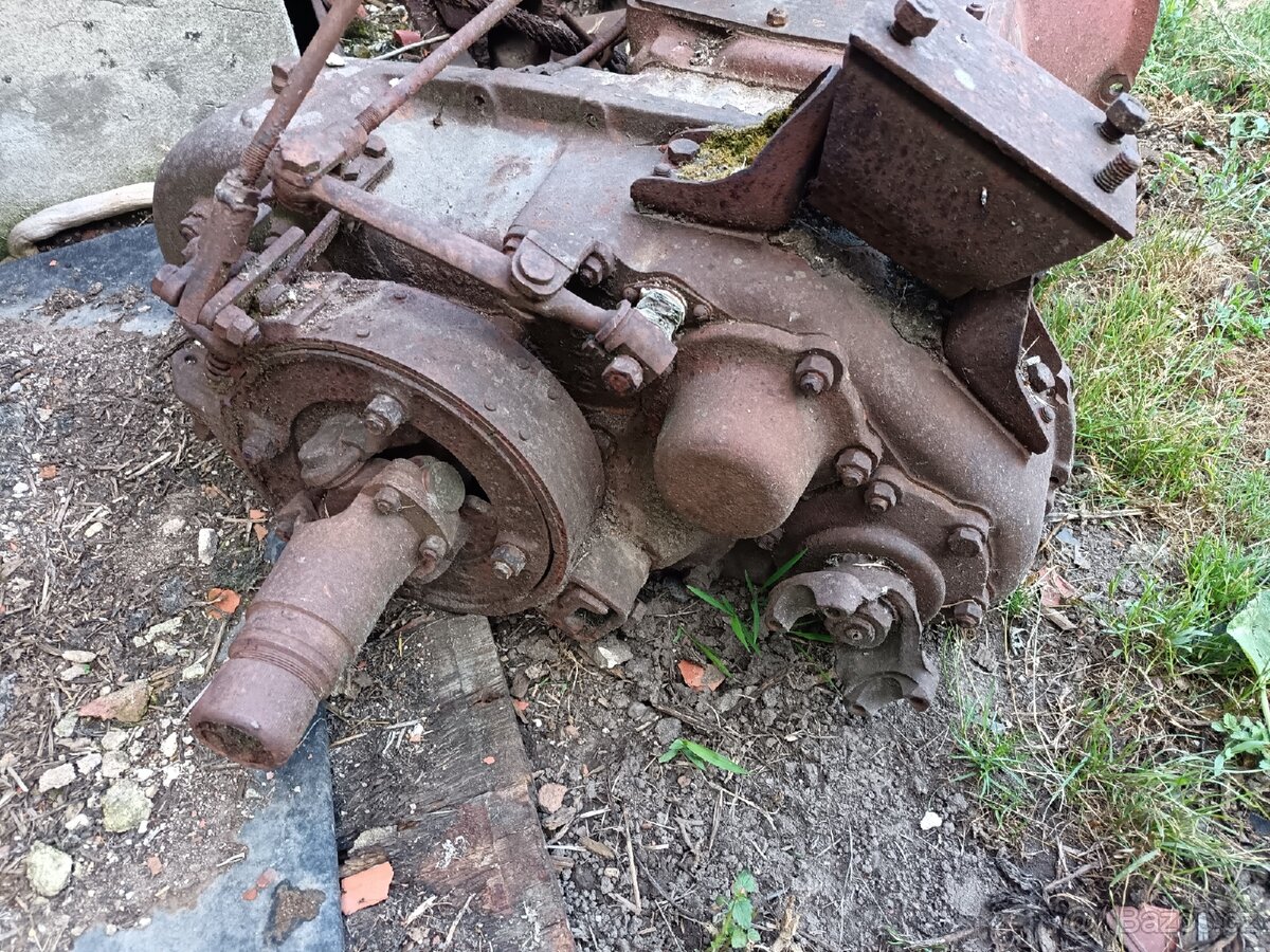 Převodovka Praga V3S - 2