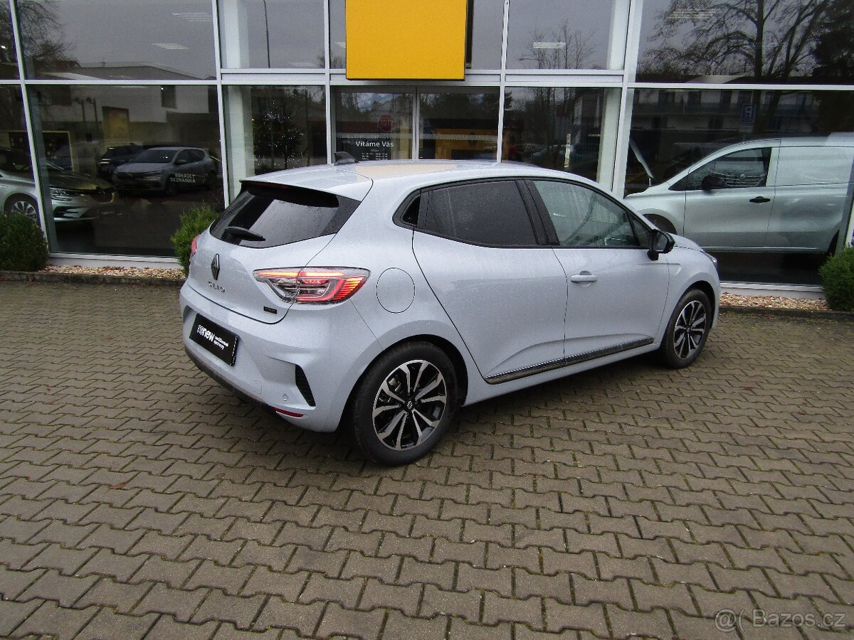 Renault Clio V E-Tech full hybrid 105 kW/145k Techno - 2