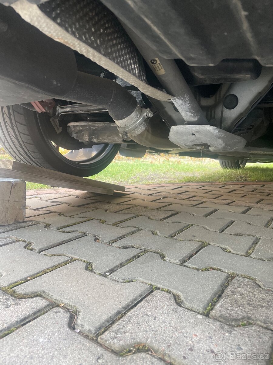 Laděný výfuk e92 e93 - 2
