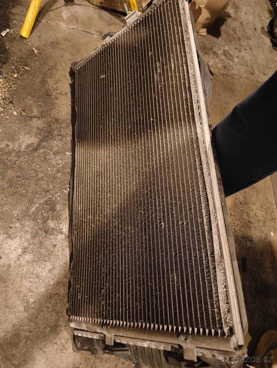 Ford Transit chladič - 2