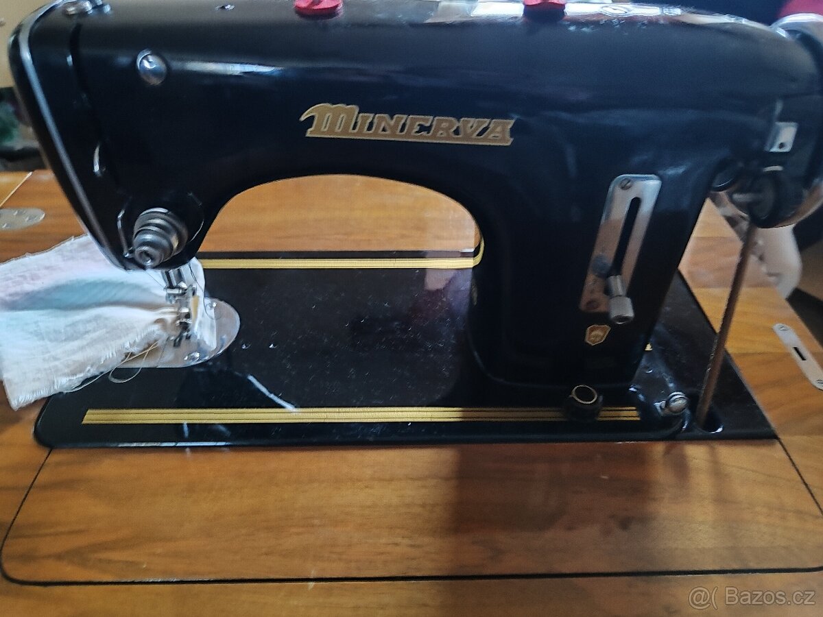 Šicí stroj Minerva 126 - 2