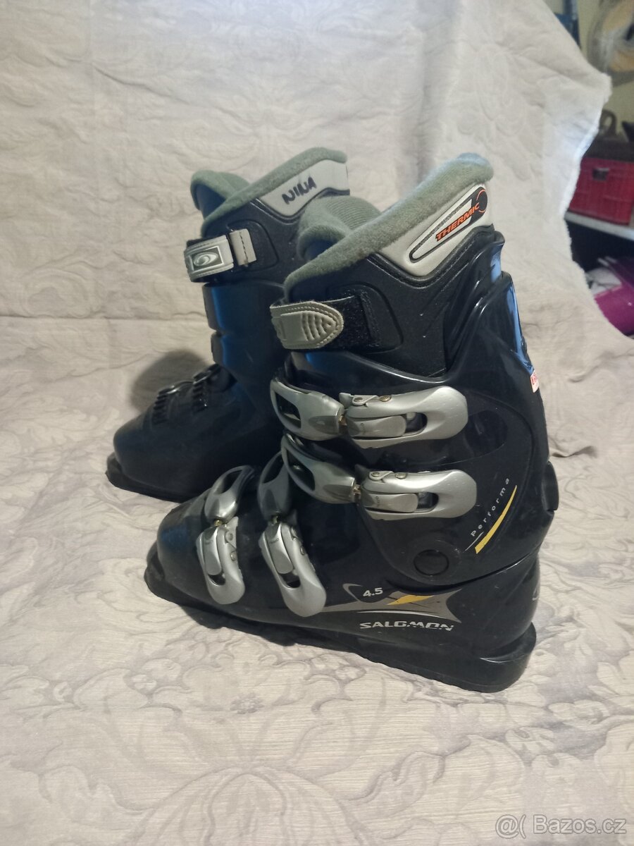 Přeskáče SALOMON - lyžařské boty 39. - 2