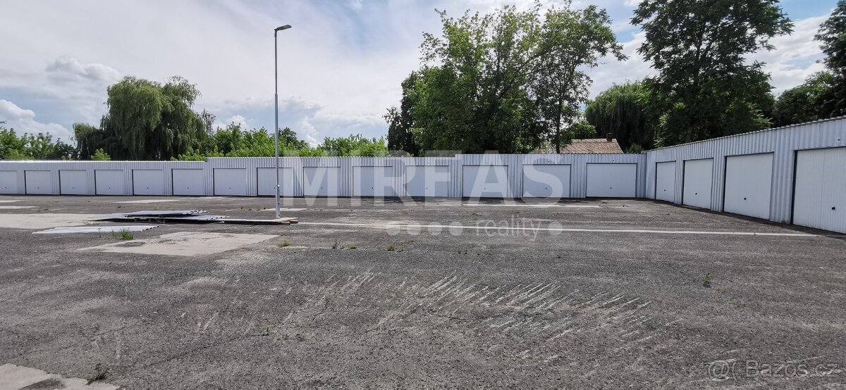 Milovice, pronájem garáže 24 m2, okr. Nymburk - 2