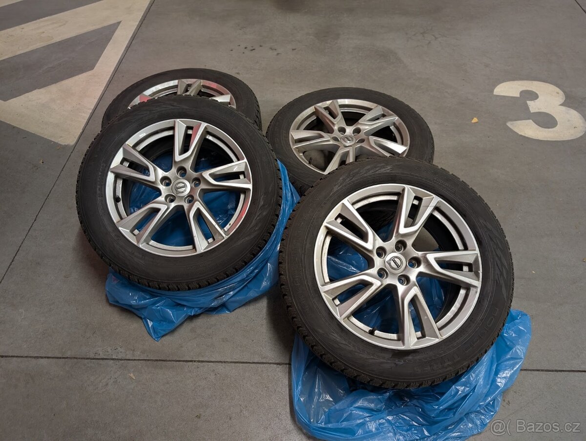 Originál Alu kola Volvo V90CC nebo XC40 235/55/18 - 2