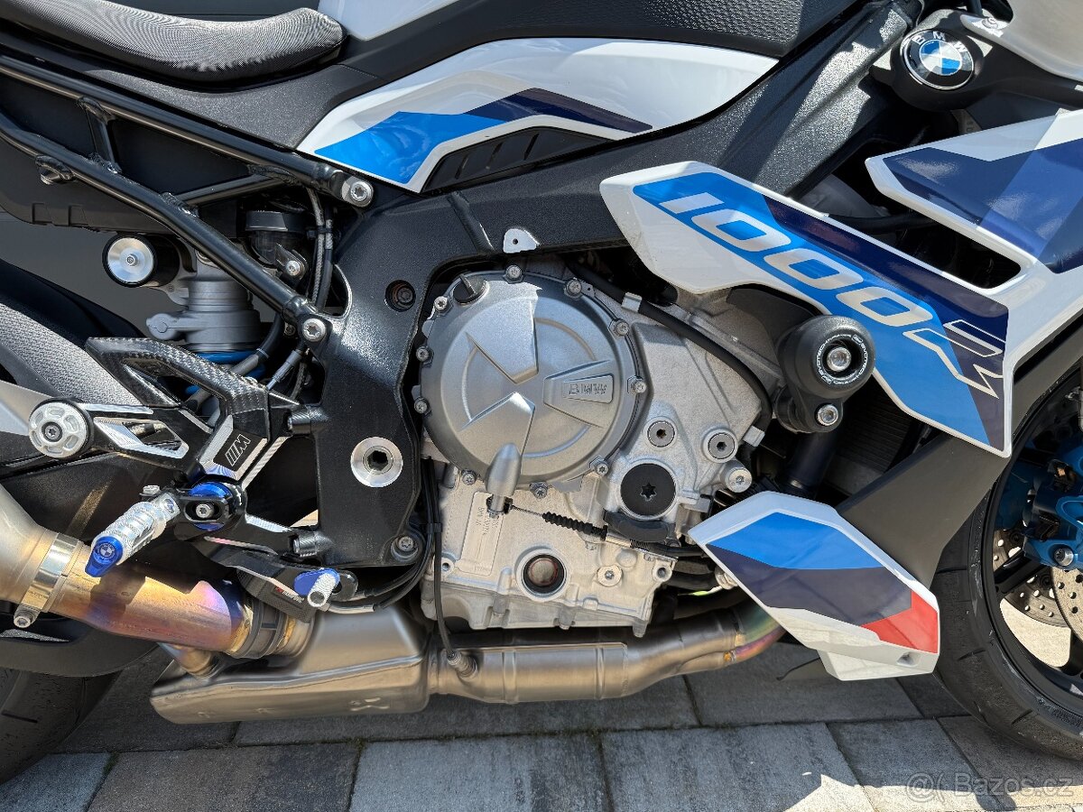 BMW M1000R - 2