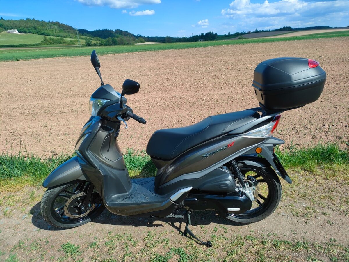 Skutr Sym Symphony 125 ST + Kufr zdarma - 2