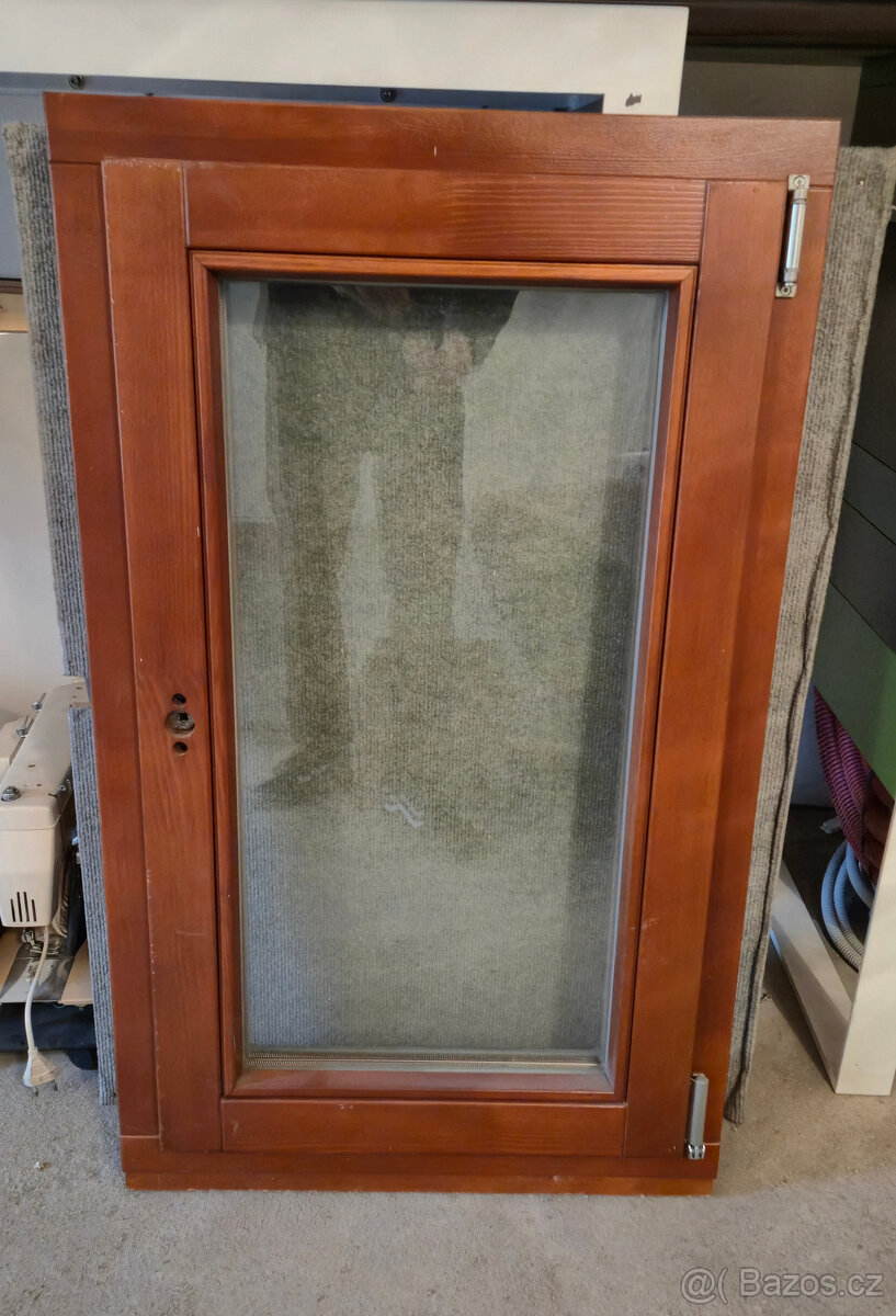 Dřevěné okno 58x97 + dvojsklo - 2