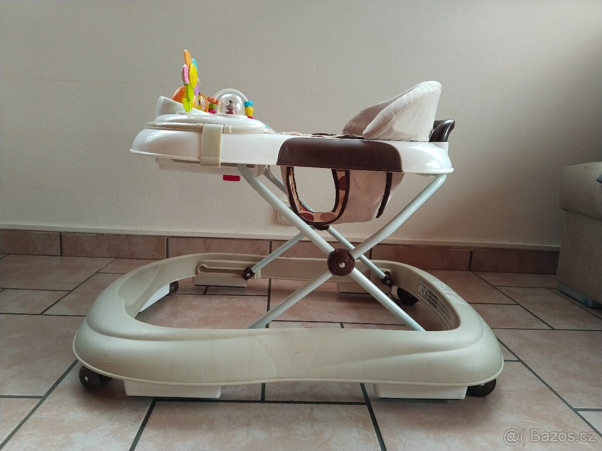 Dětské chodítko - 2