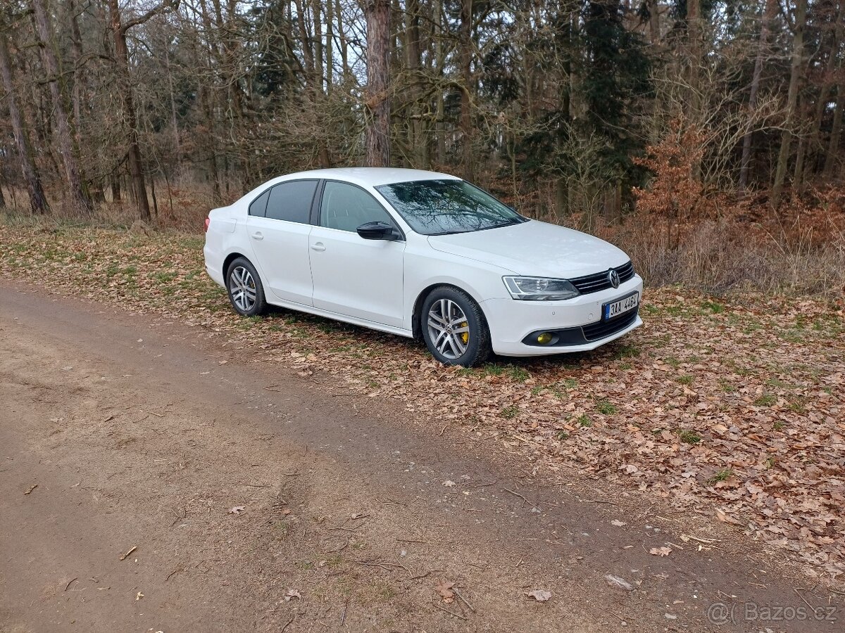 Volkswagen jetta - 2