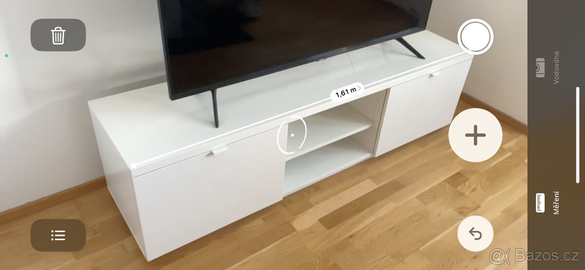 Bílý stolek pod televizi - 2