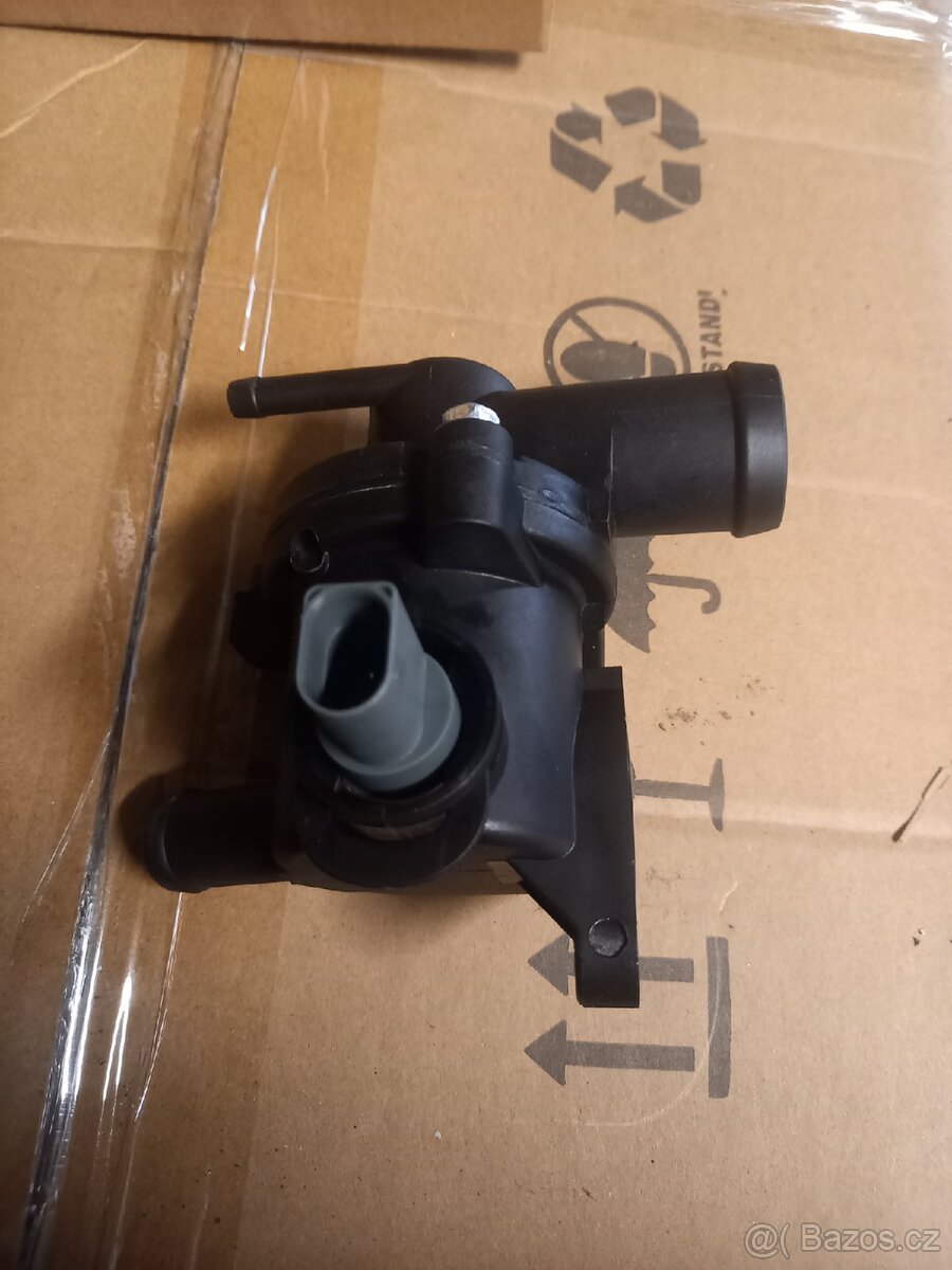 Komora termostatu škoda Fabia 1 1.4mpi - 2