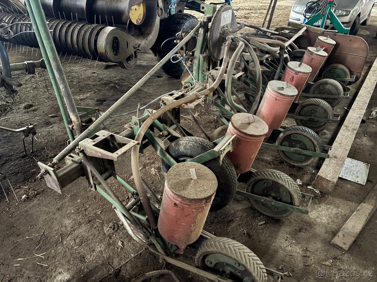 Secí stroj na kukuřici - 2