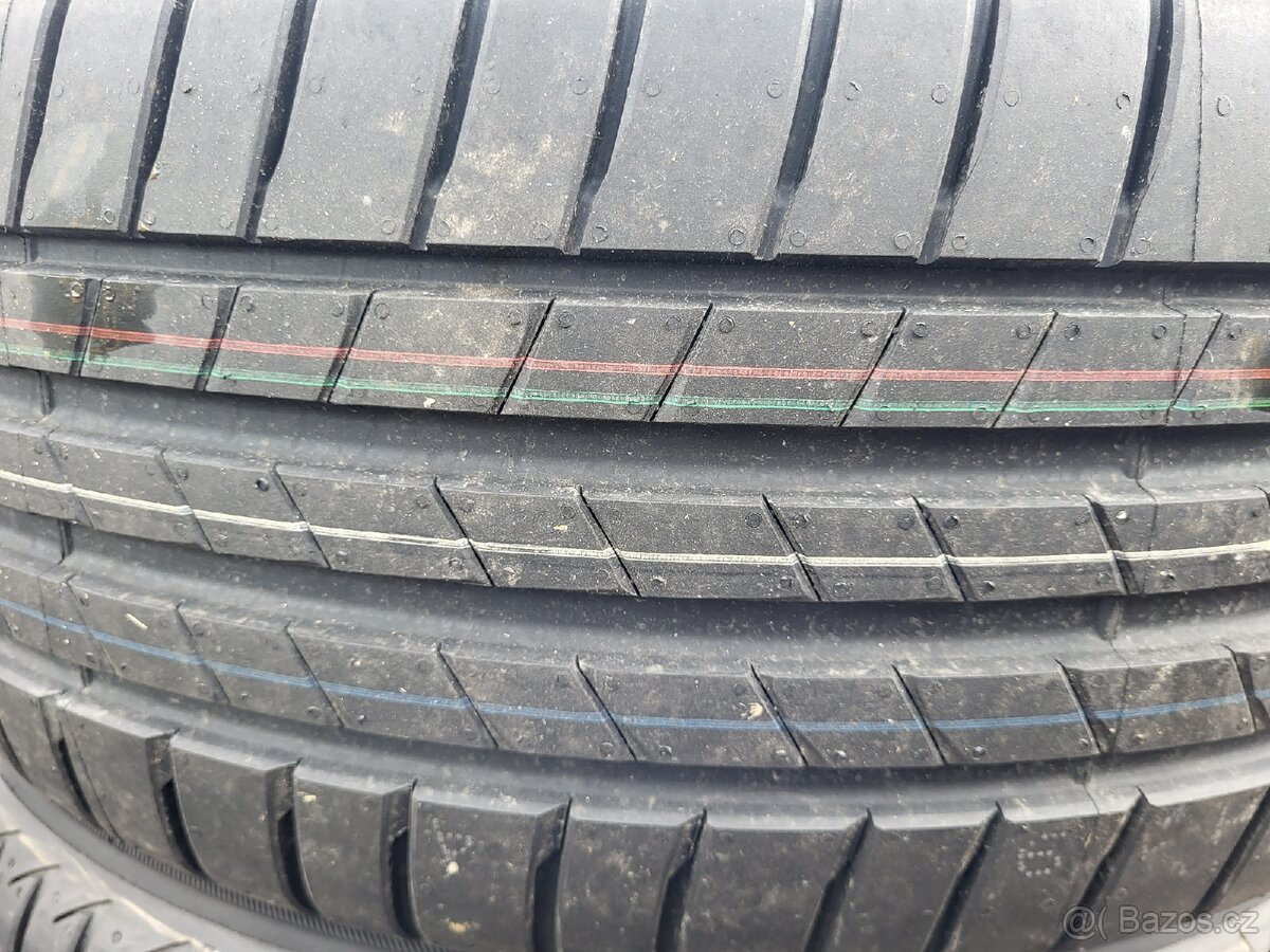 225 40 19"..Nové Bridgestone - 2