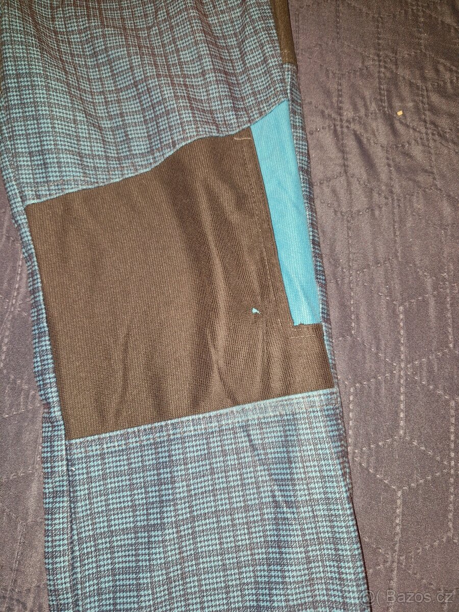 Lehké modré kalhoty vel. 122 - 2