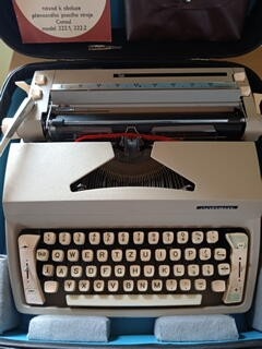 Psací stroj - 2