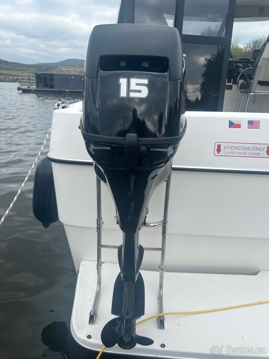 Závěsný motor Mercury 15hp - 2