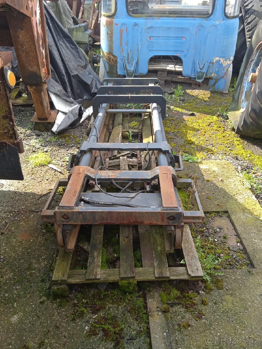Prodám zvedací - 2