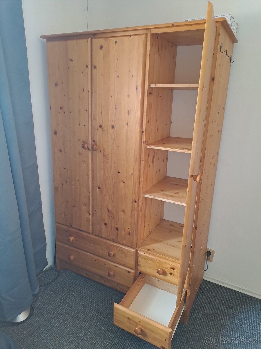 Dětská masivní skříň GAZEL - 2