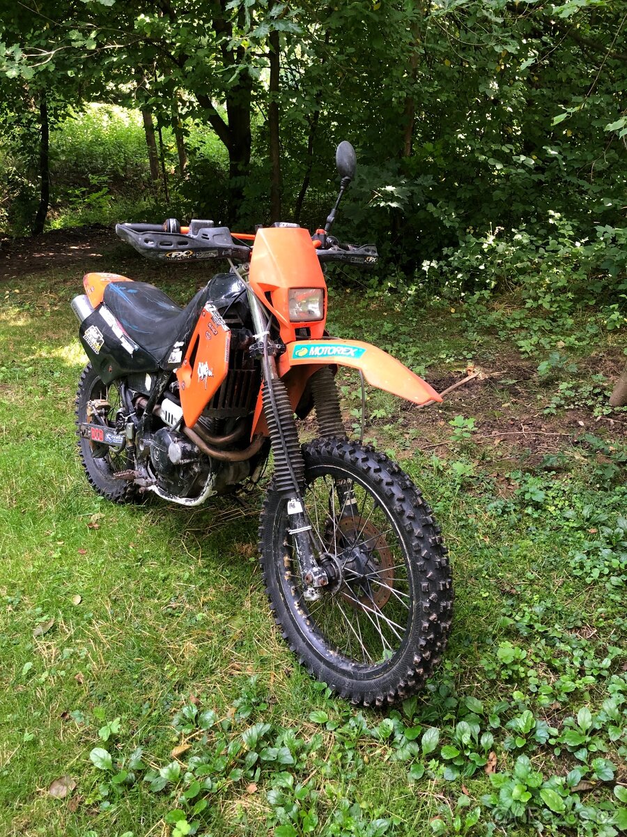 Cagiva 600 prodám po dílech
