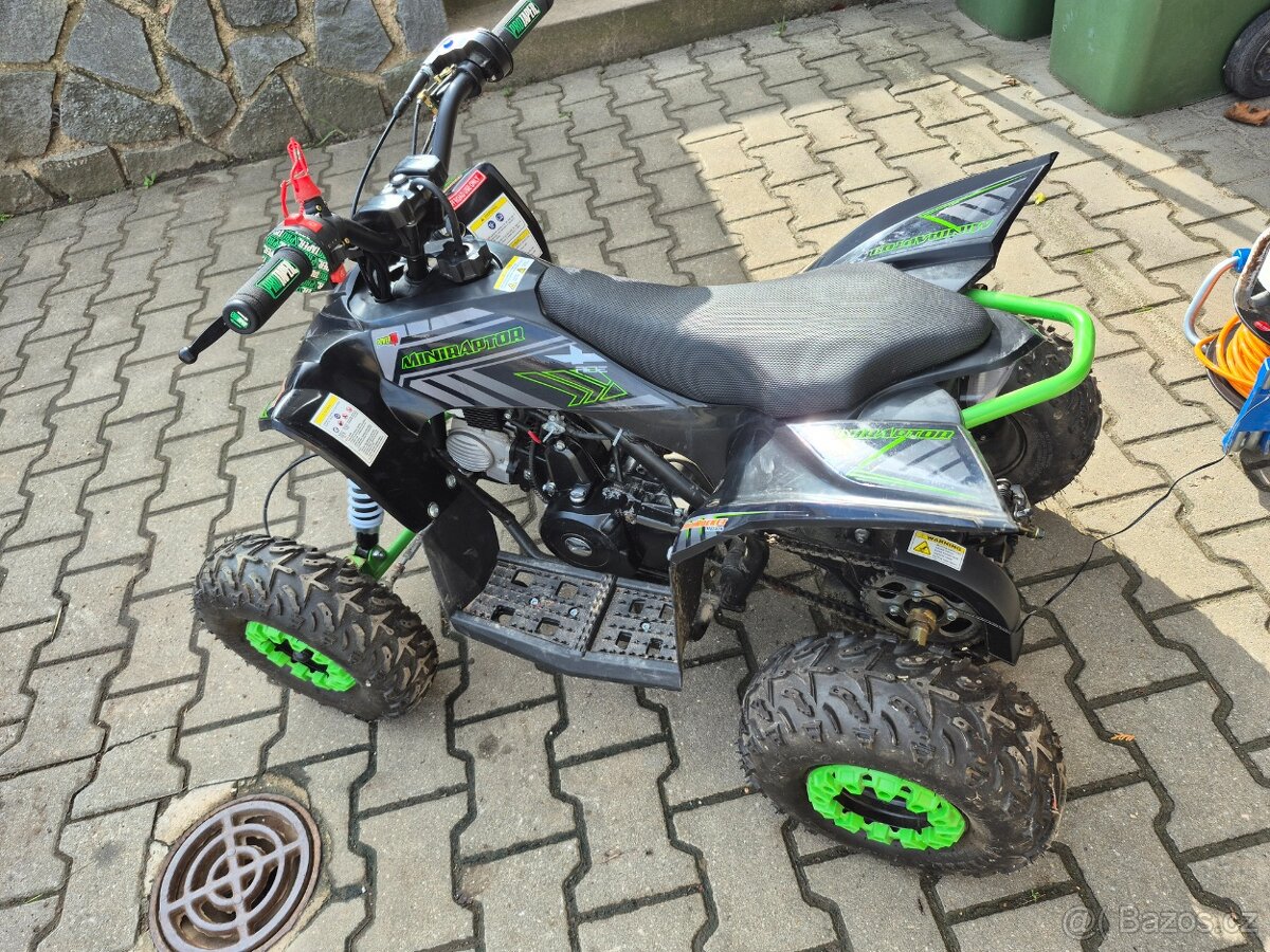 Dětská čtyřkolka