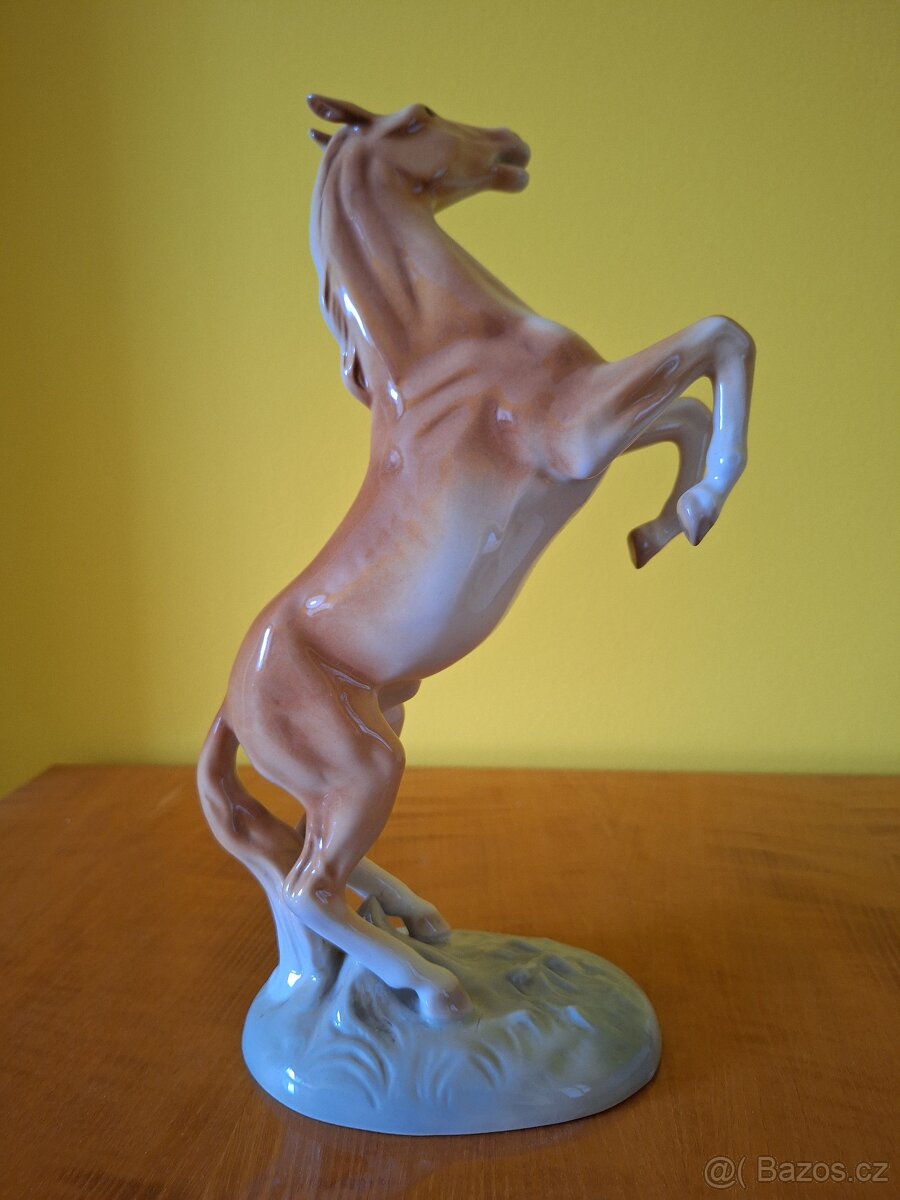 Kůň velká porcelánová socha Royal Dux Duchcov - 2