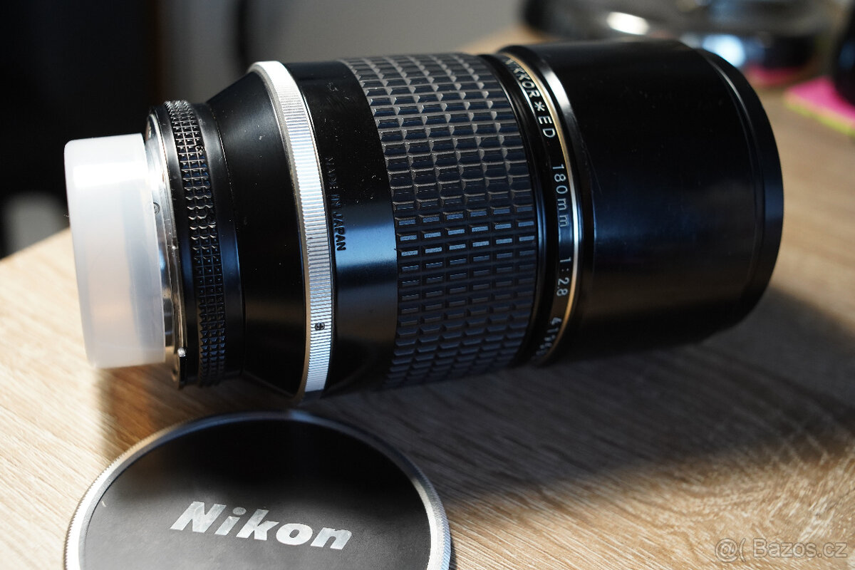 Objektiv Nikon Nikkor 180 mm f/2.8 ED AiS - 2