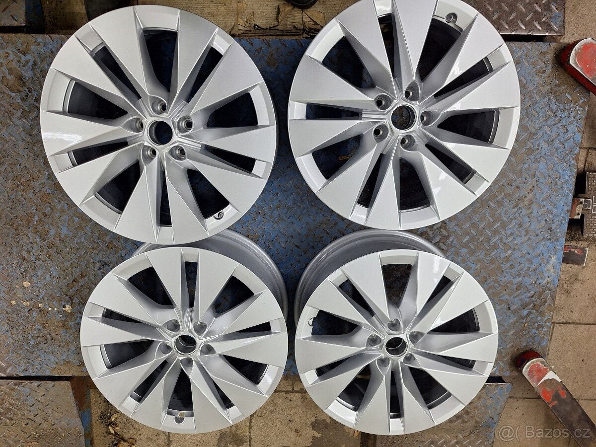 Prodam origo alu kola škoda Elroq Enyaq Proteus 5x112 r19 - 2