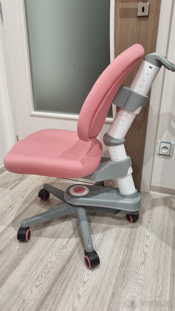 Rostoucí stůl se židlí a šuplíky - 2