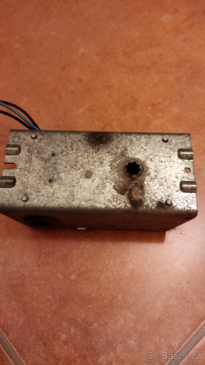 Servopohony Belimo 230V, elektrický posuv SKF - 2