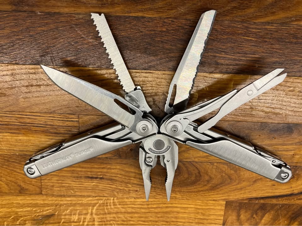 Prodám nový multitool Leatherman Surge - 2