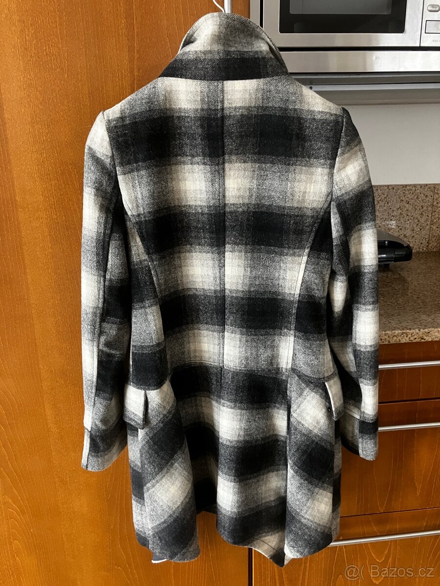 Zimní vlněný kabát vel. M, super stav - 2