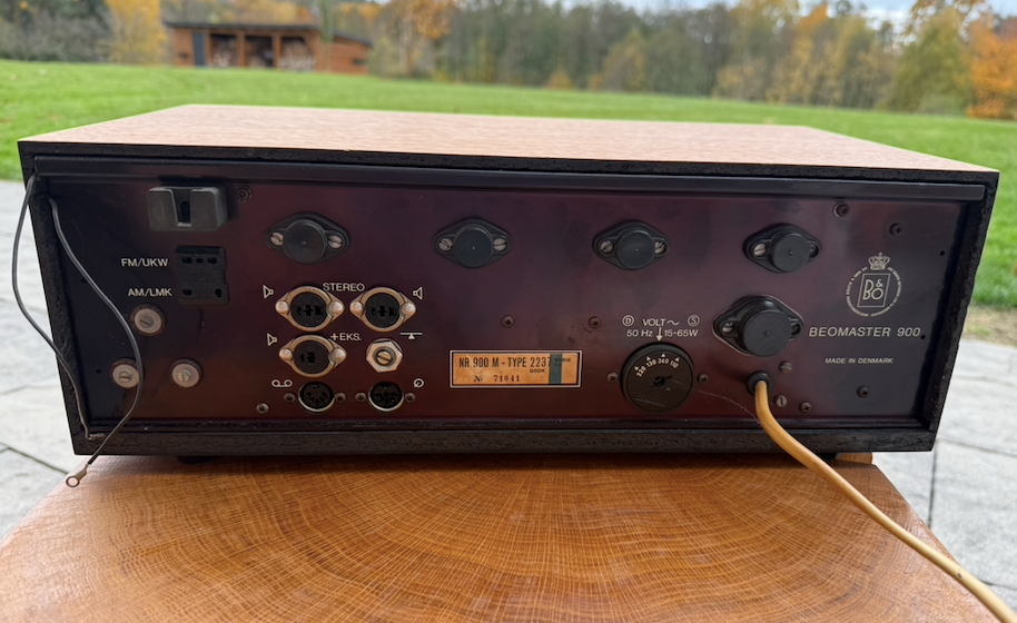 Prodám receiver Bang Olufsen BeoMaster 900M Teak - 2