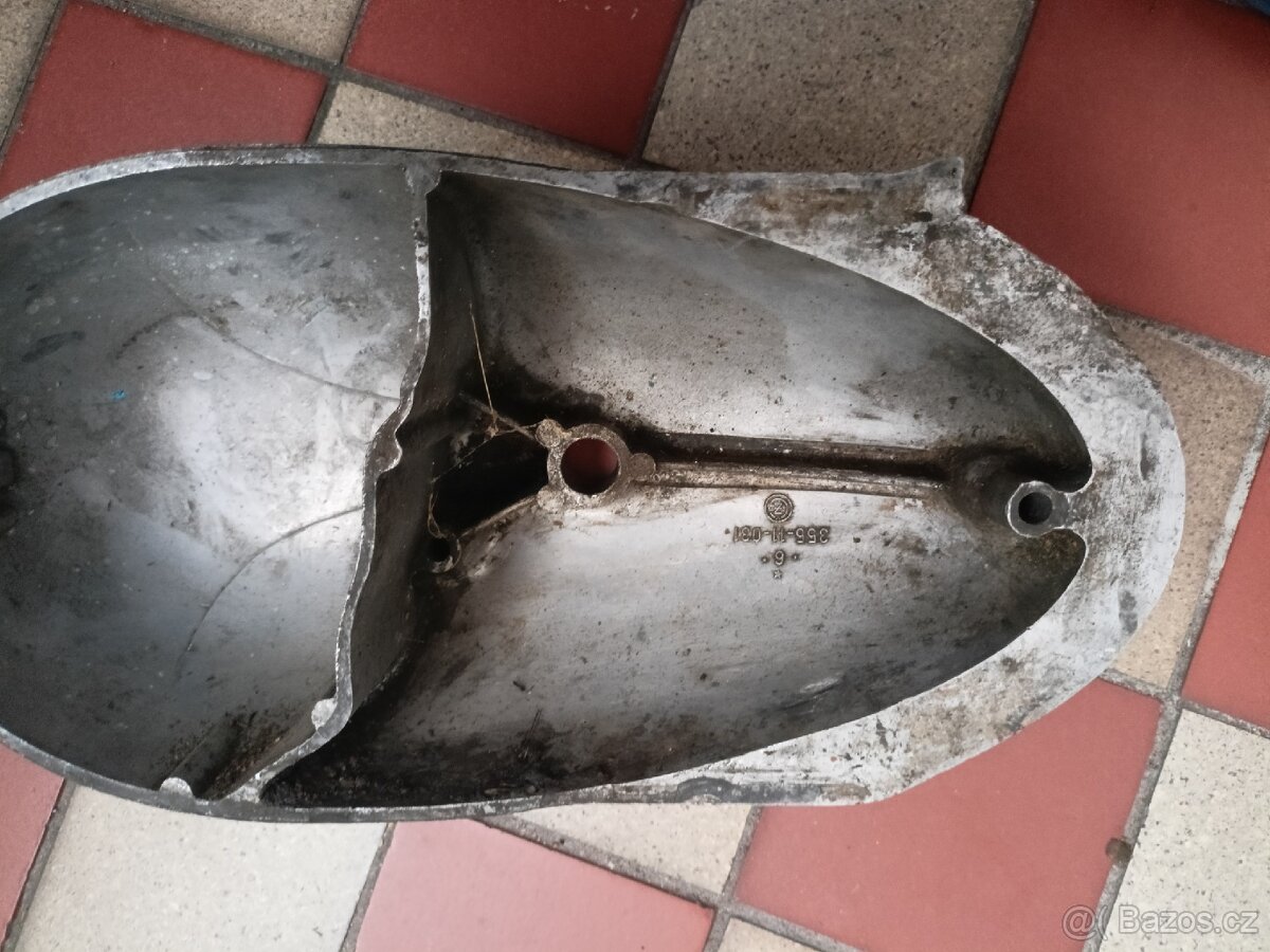 Kryt motoru jawa 125 - 2