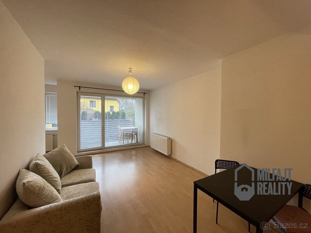 Pronájem bytu 2+kk+L, 44 m2, Liberec - Perštýn, ev.č. 06825 - 2