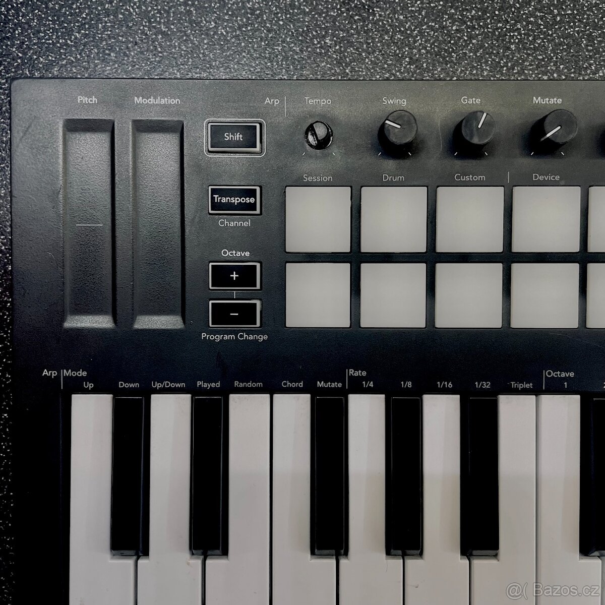 Novation Launchkey Mini - 2