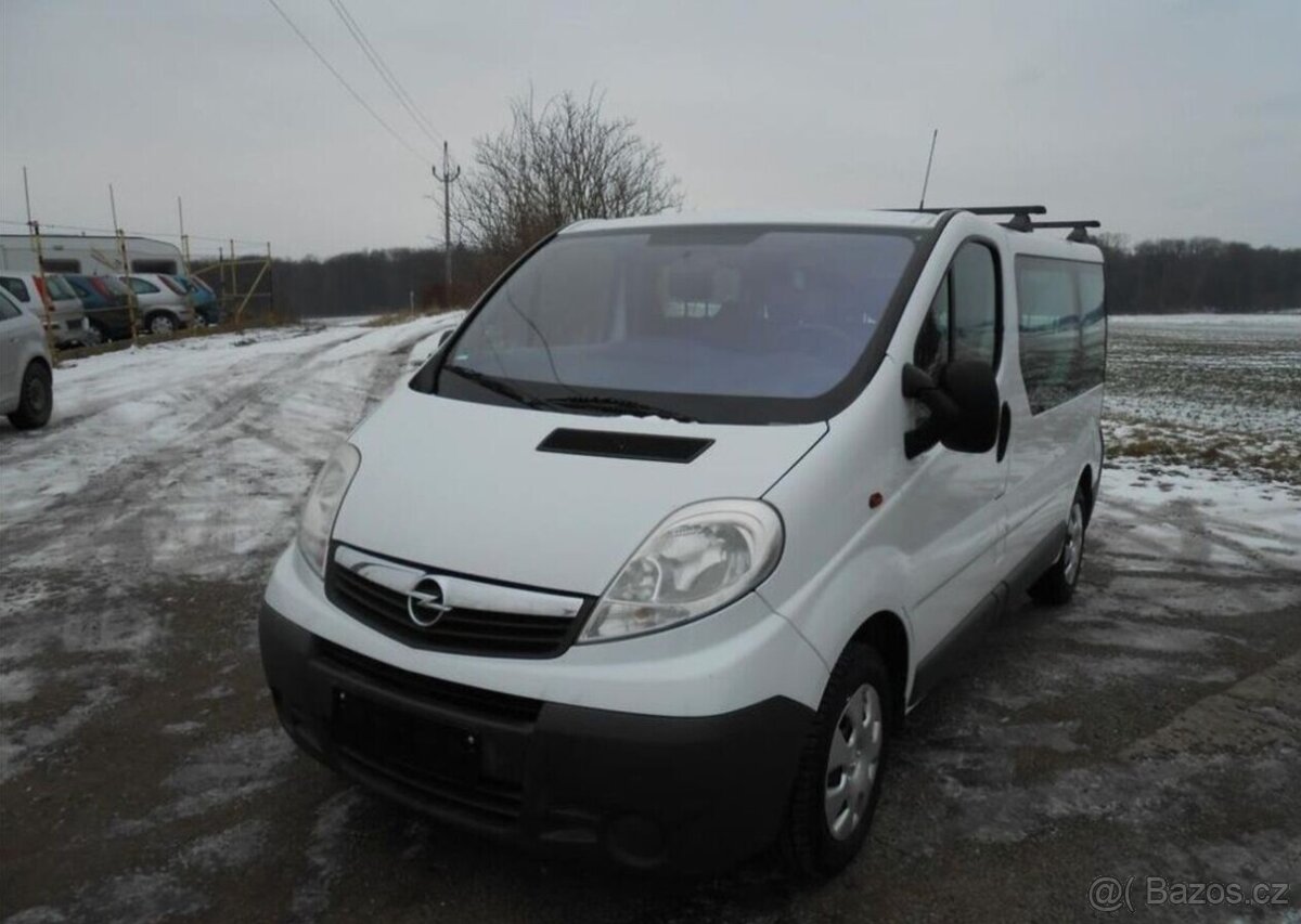 Opel Vivaro 2,0 84 kW KLIMA Serviska 9 Mís nafta - 2