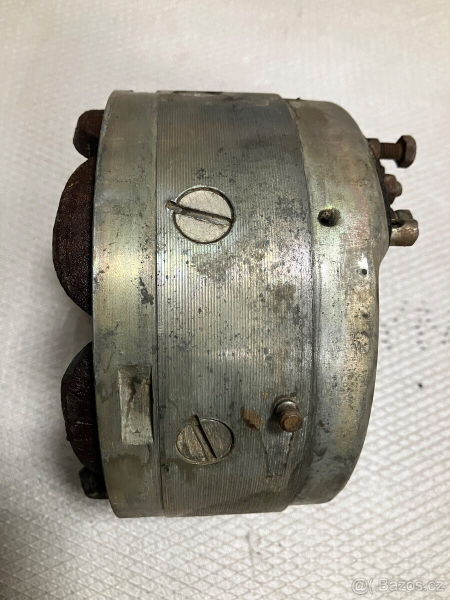 Dynamostartér Velorex 350 - 2