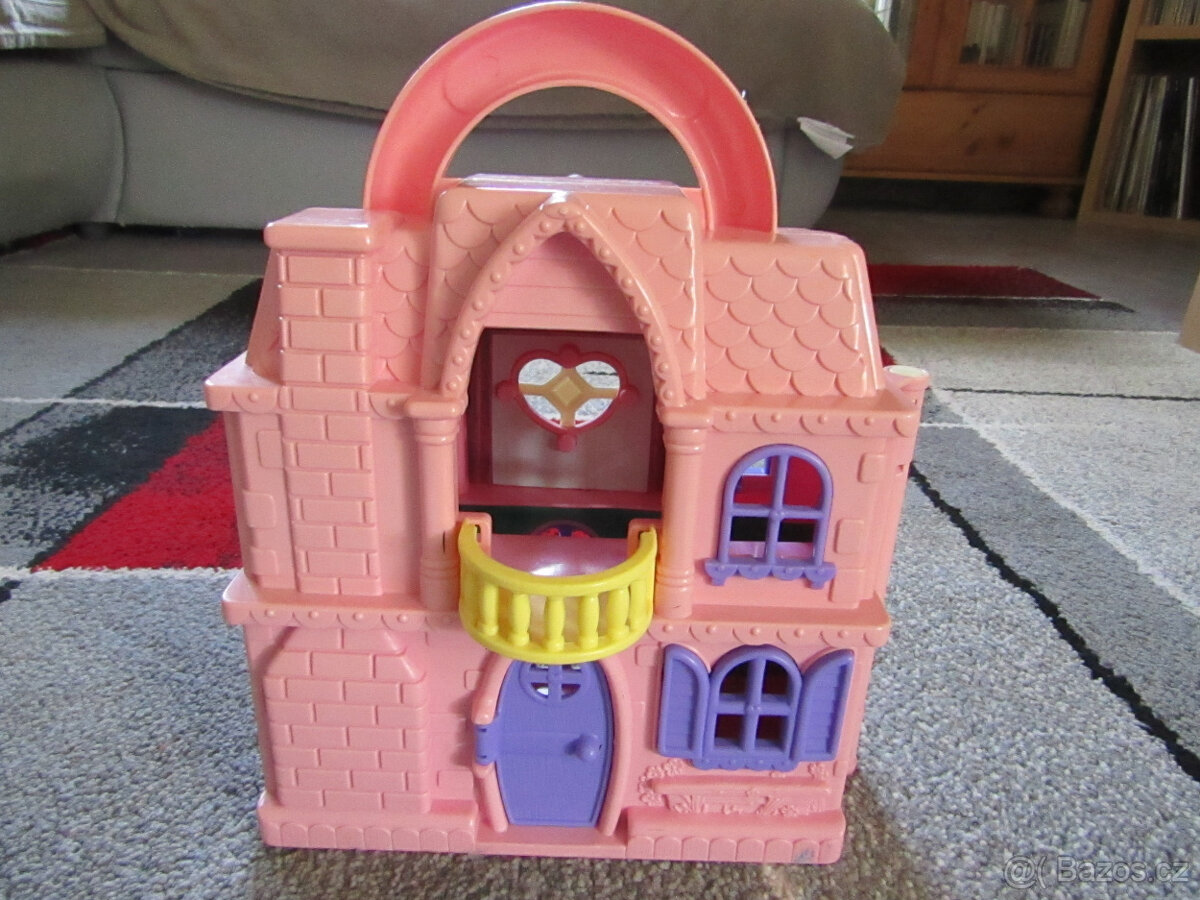 Domeček pro panenky zn.Disney - 2