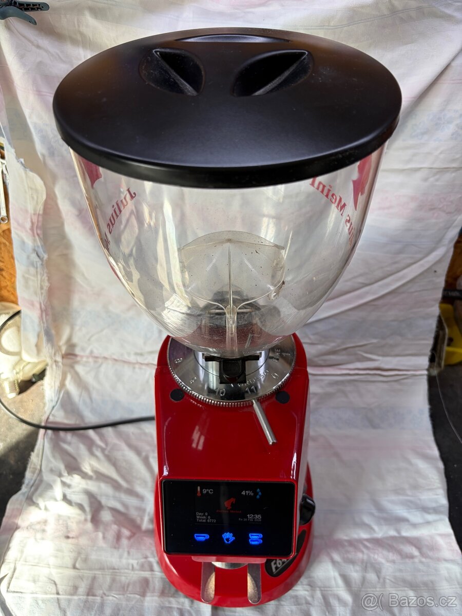 Mlýnek na kávu - 2