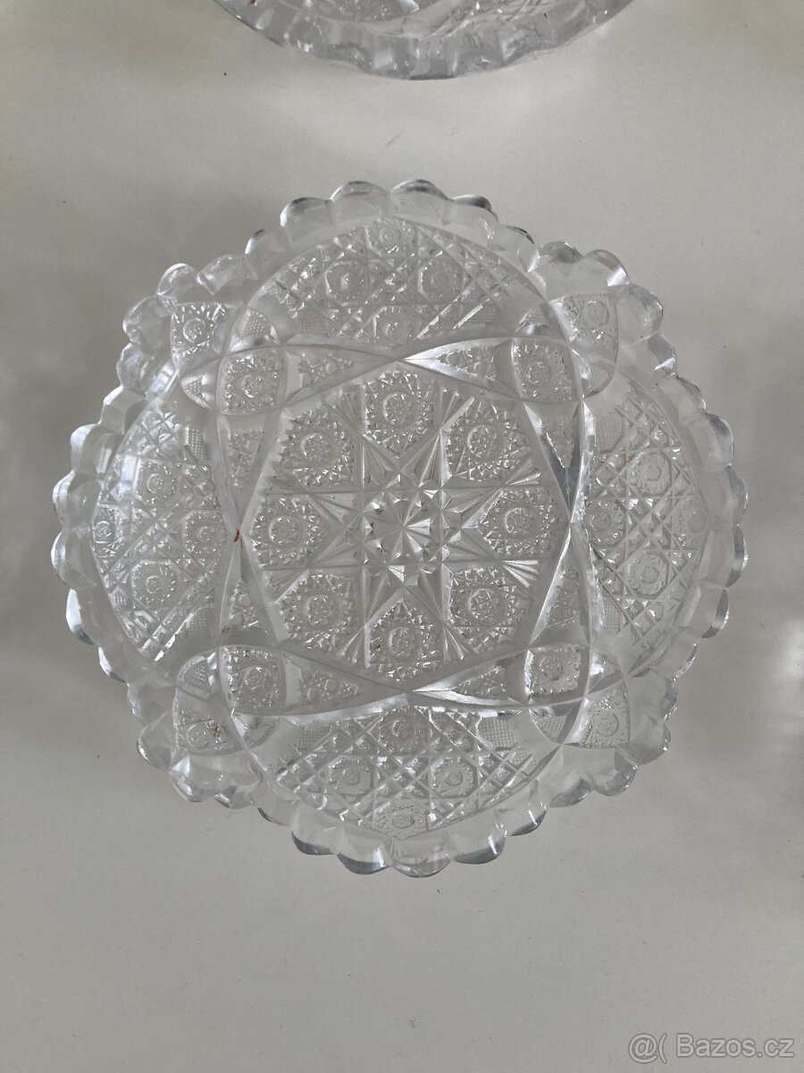 Broušené desertní misky 6 + 2 - 2