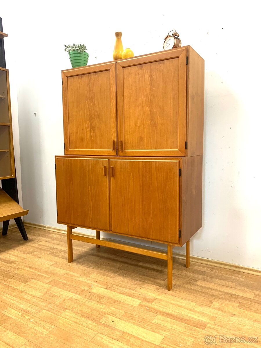 Retro komoda 70. léta Dřevotvar —.. - 2