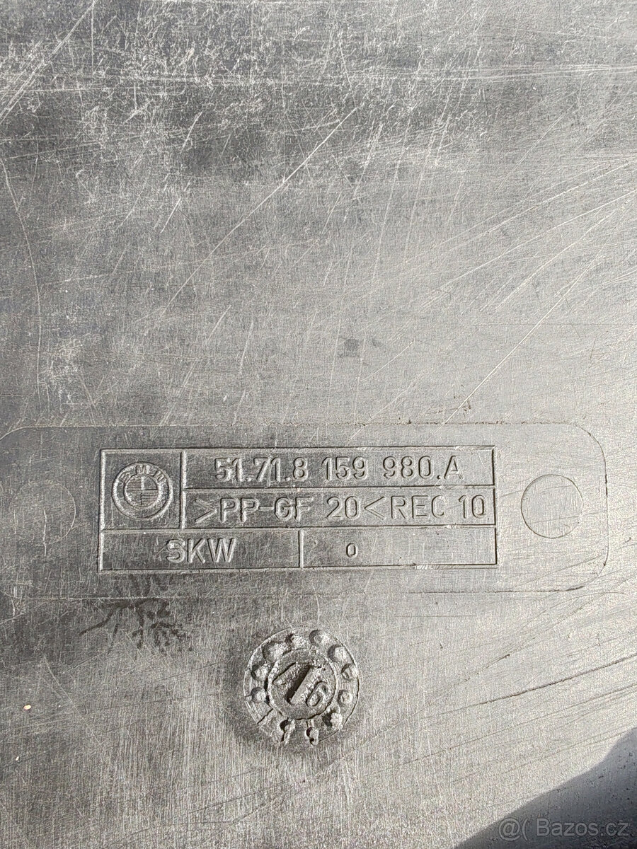 BMW E39 kryt podvozku motoru 51718159980A - 2