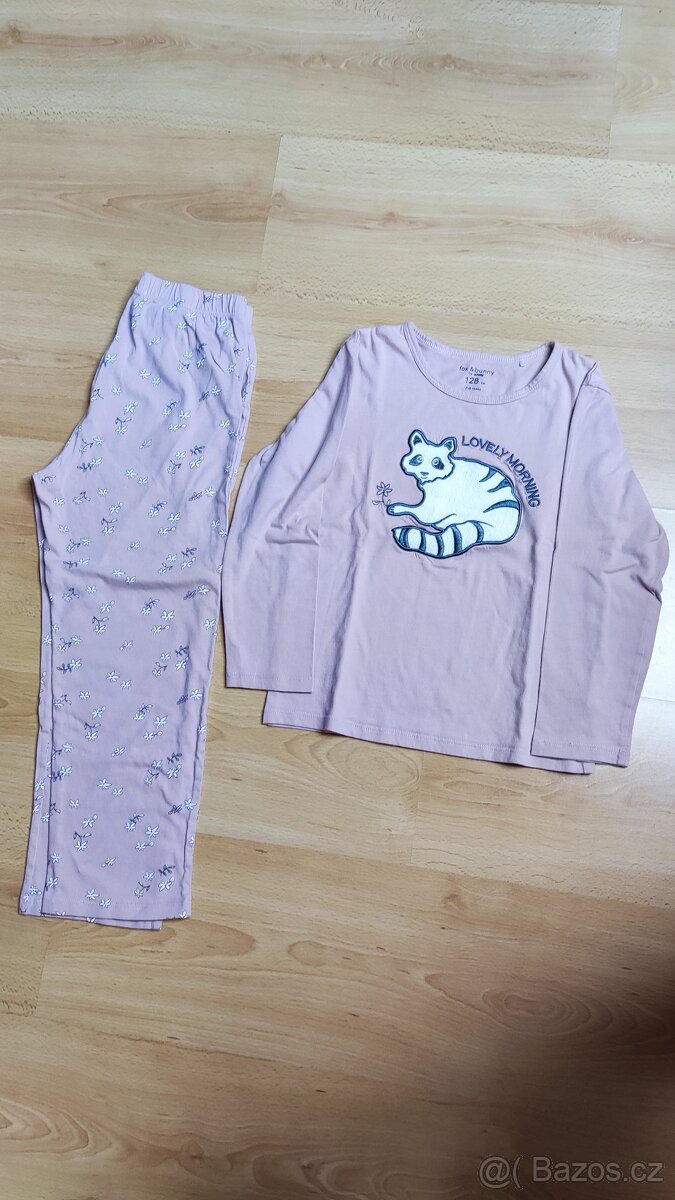 Dívčí pyžamo č.128 - 2