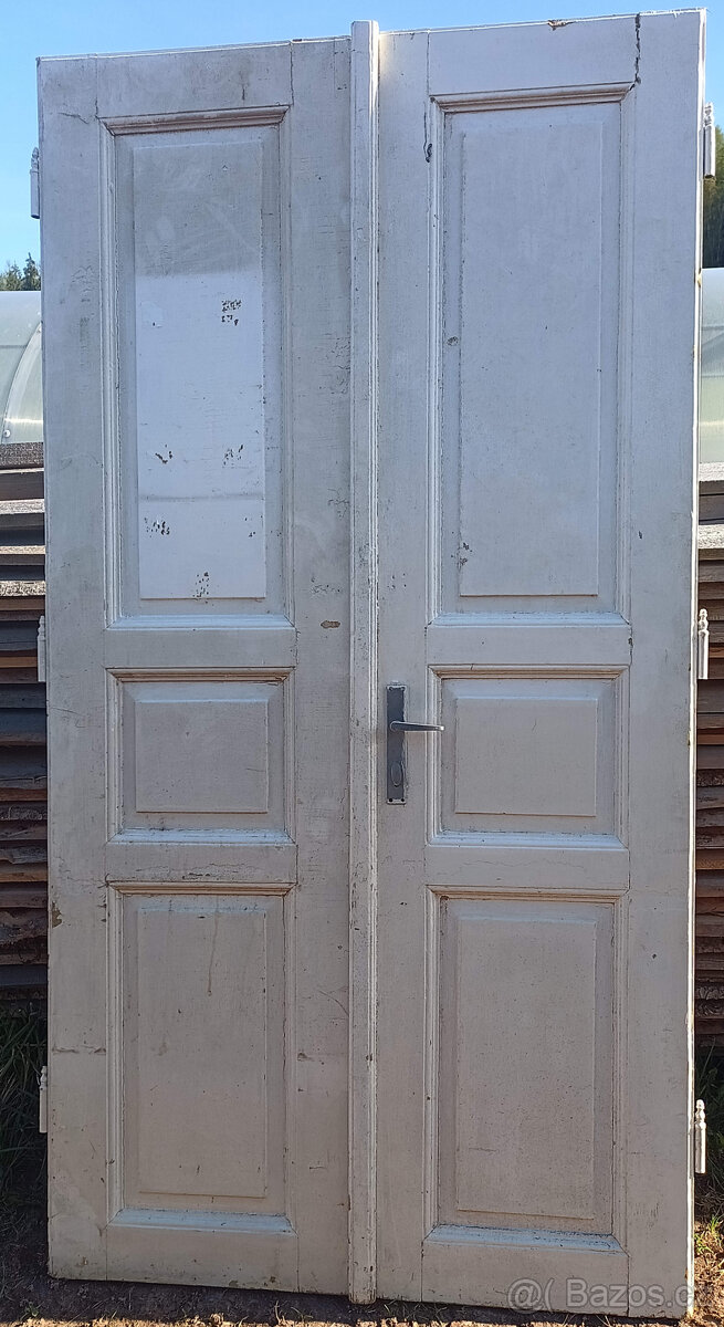 Staré dvoukřídlé dveře - 2