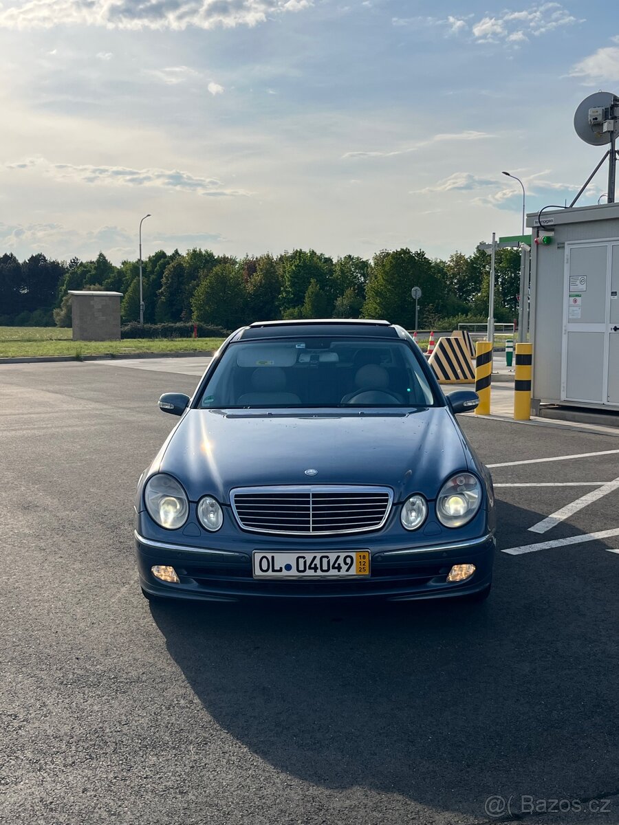 Mercedes W211 - 2