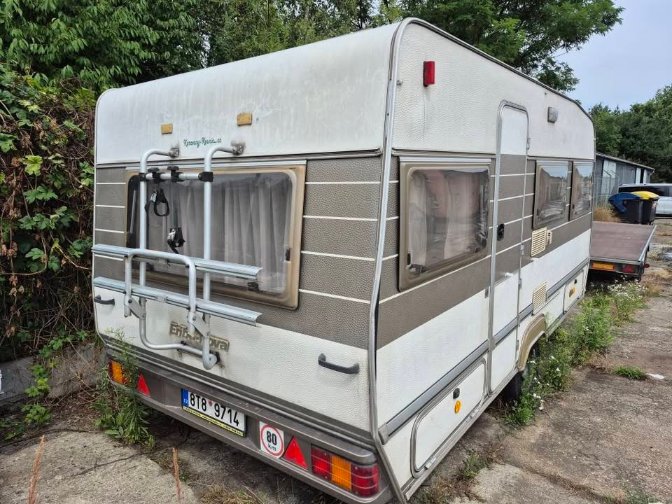 Obytný karavan Eriba Nova 462 - 1200kg - 2