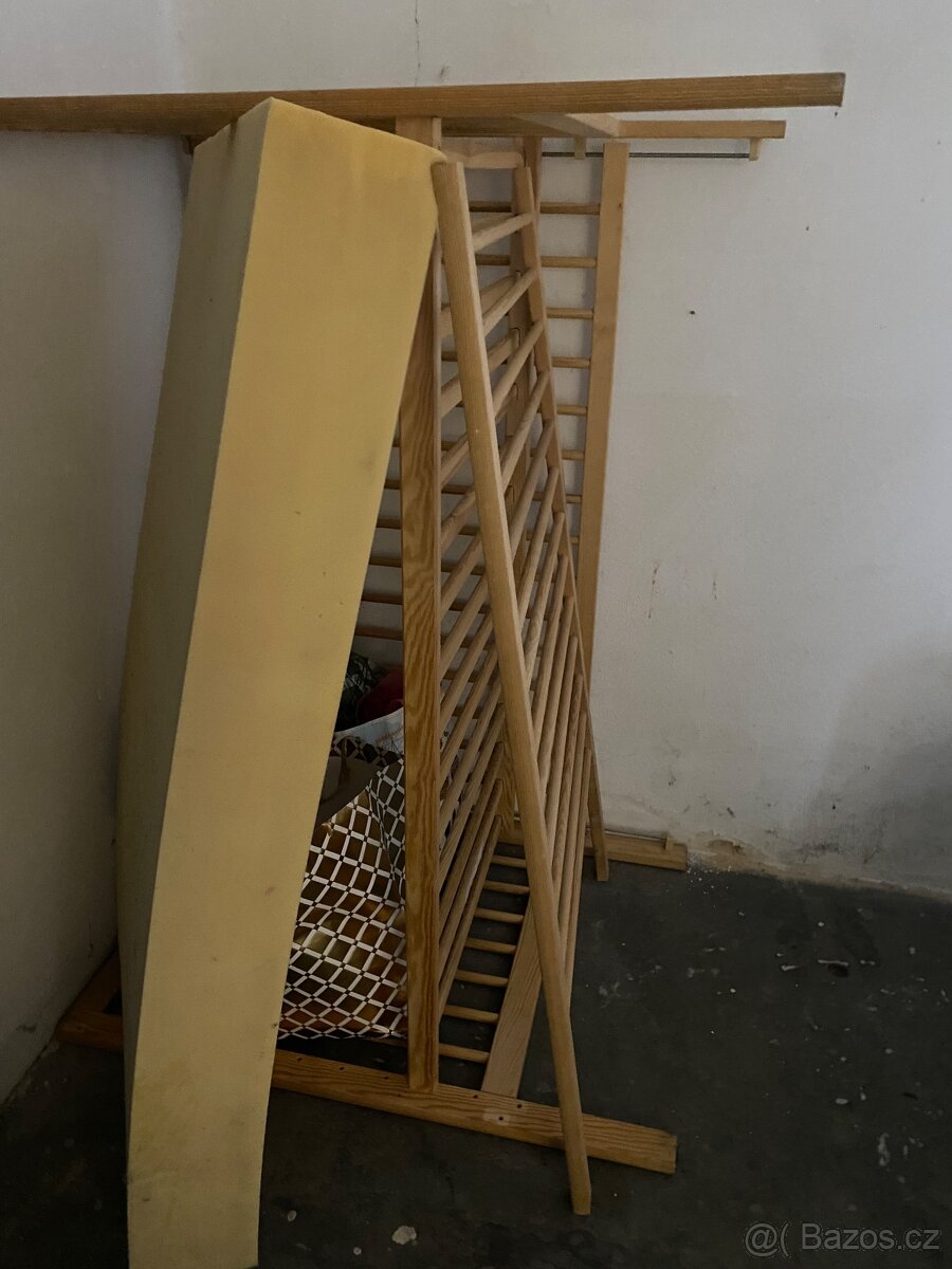 Dětská dřevěná postýlka - 2