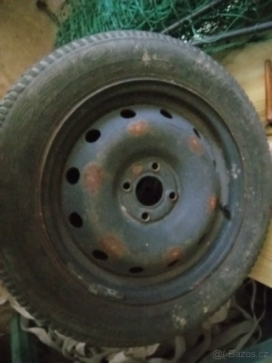 Pneu , kola 185/65 R 15 - 2